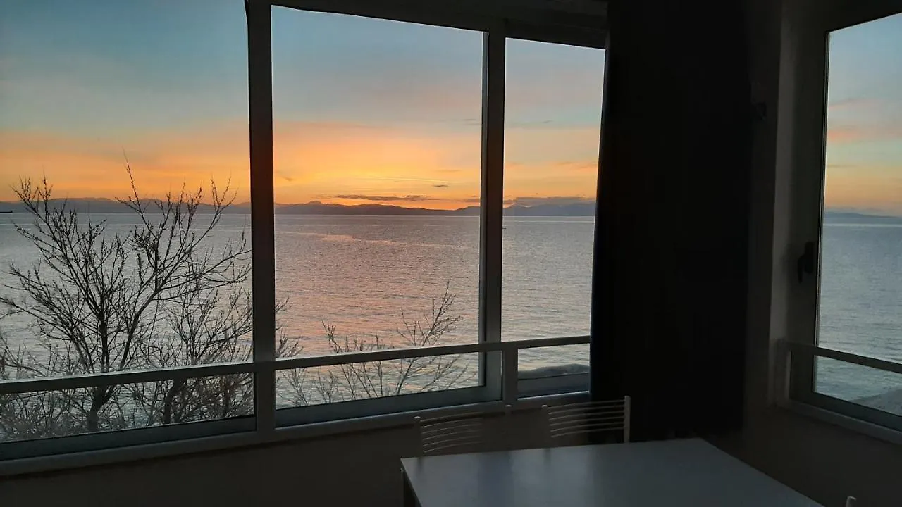 Appartamenti - Villa Mare Pomonte Apartahotel