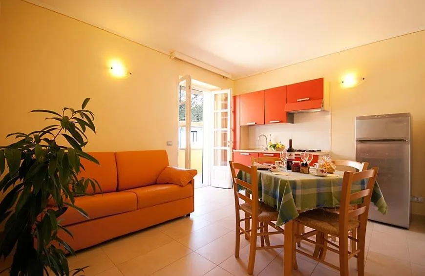 Apartahotel Appartamenti - Villa Mare Pomonte Italia