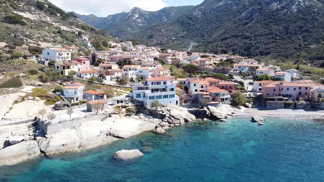 Apartahotel Appartamenti - Villa Mare Pomonte Italia