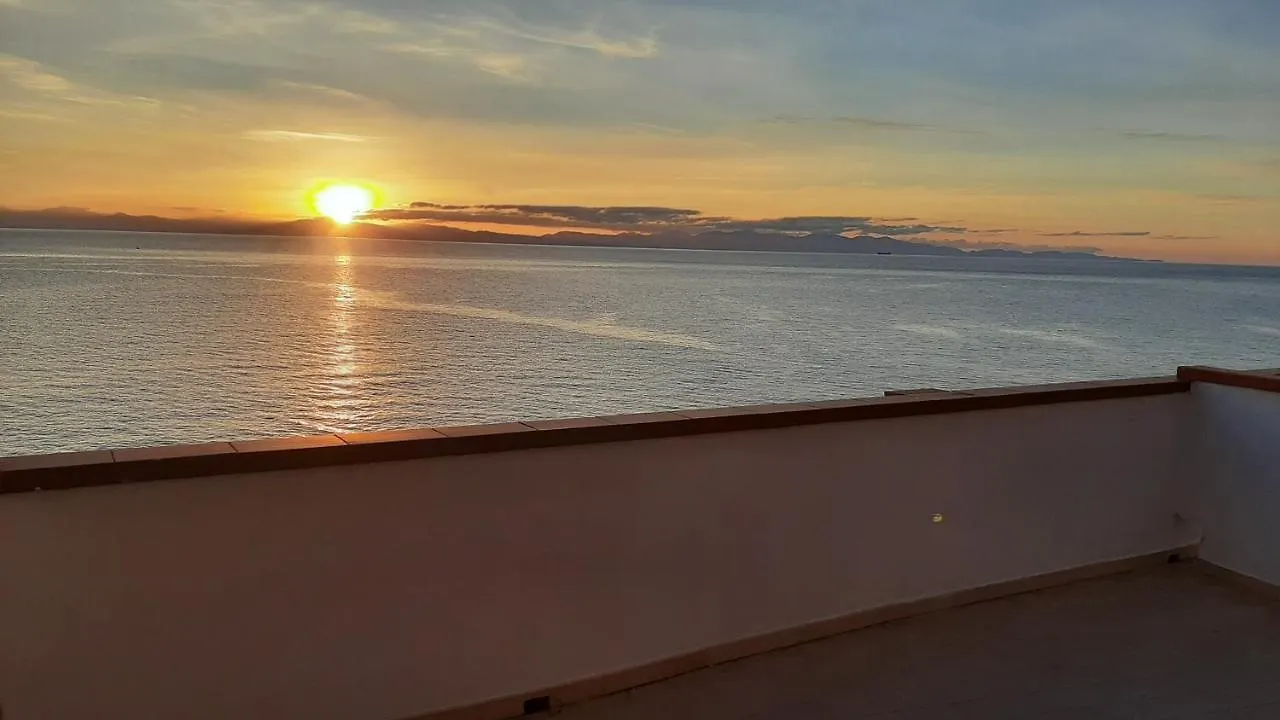 Appartamenti - Villa Mare Pomonte Italia