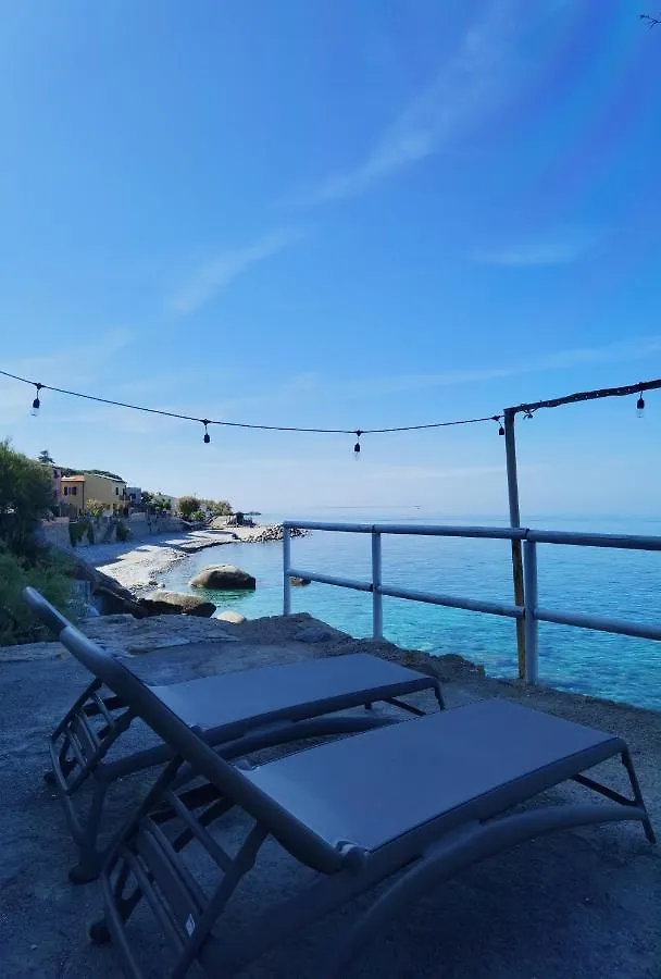 Apartahotel Appartamenti - Villa Mare Pomonte