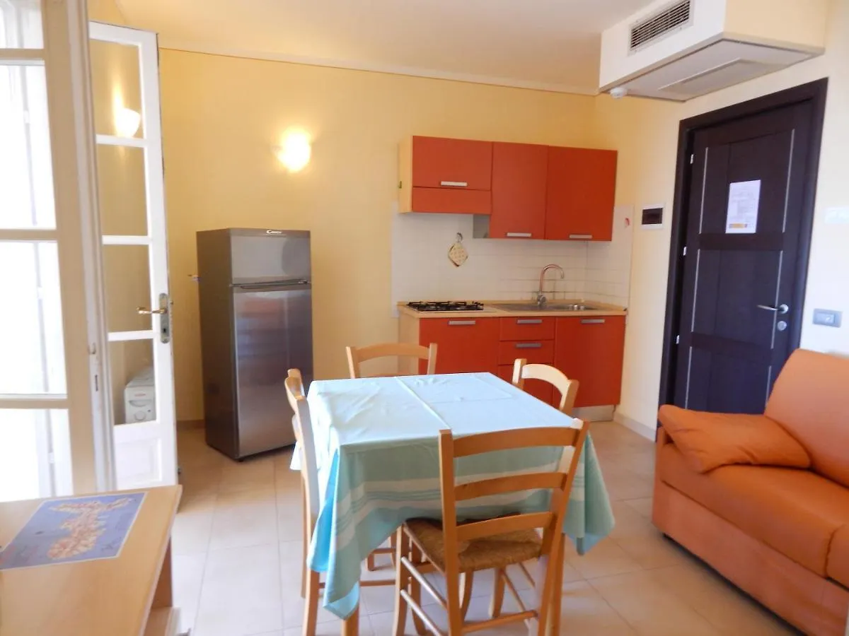 Appartamenti - Villa Mare Pomonte 0*,