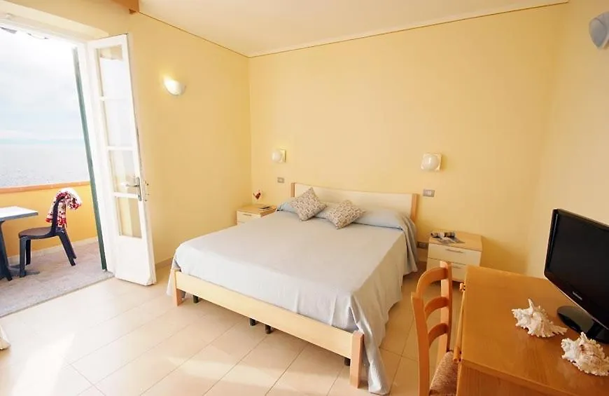 Appart hôtel Appartamenti - Villa Mare Pomonte