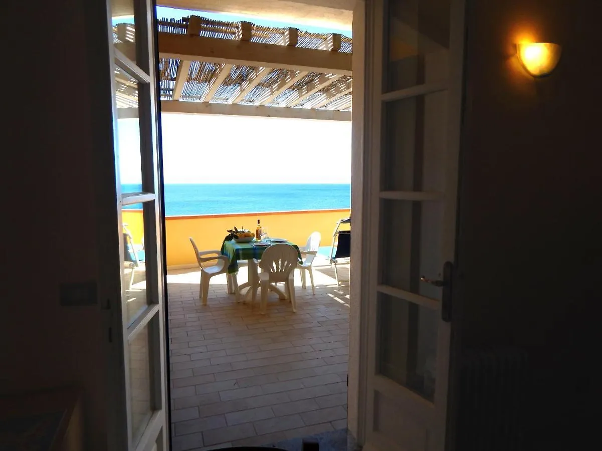 Appartamenti - Villa Mare Pomonte