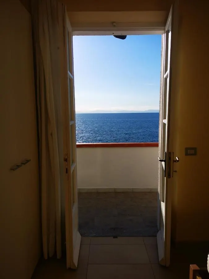 Appartamenti - Villa Mare Pomonte 0*,  Italie