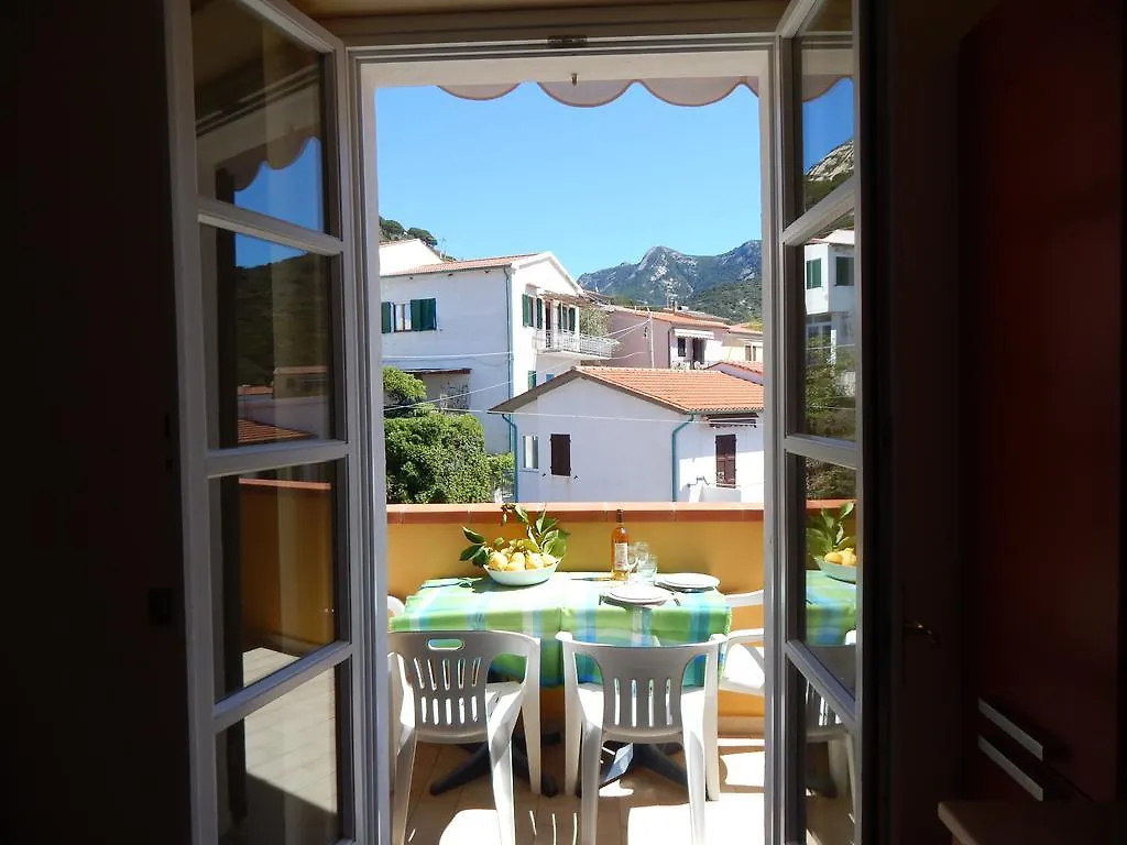 Appartamenti - Villa Mare Pomonte Italy